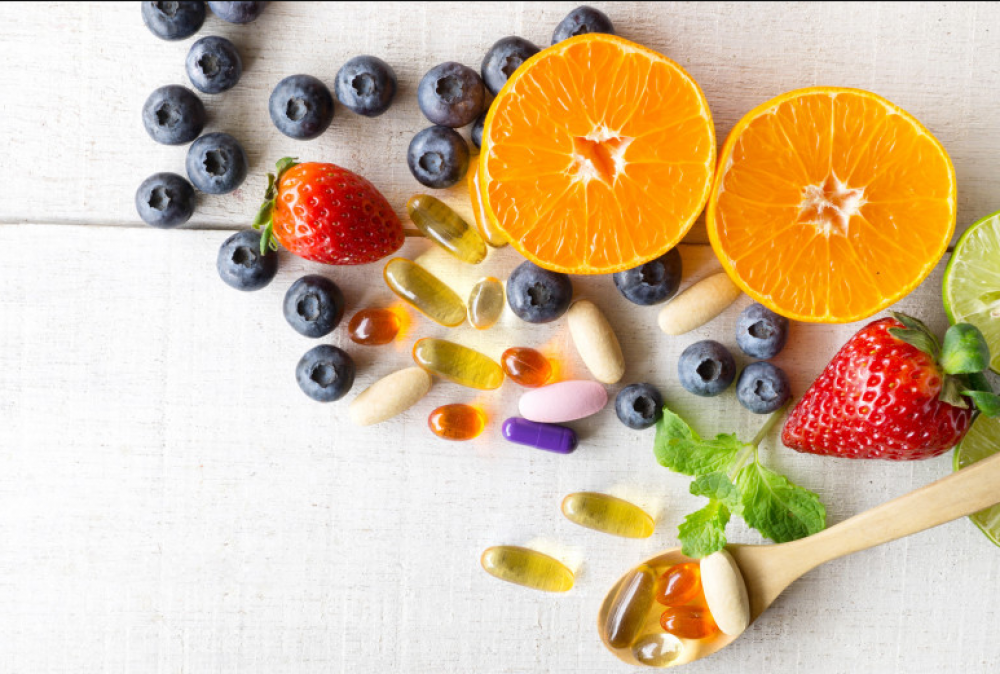 Patru vitamine esențiale pentru a ne întări imunitatea în această iarnă și a face face virozelor de sezon